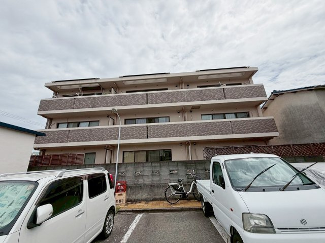 アミスター宝塚の外観