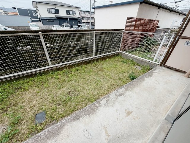 アミスター宝塚の庭