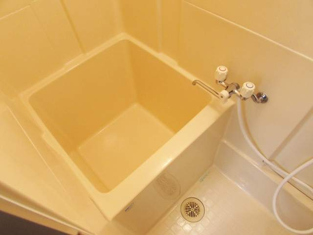 セブンステイヤーズの浴室|日々の疲れを癒すお風呂付です