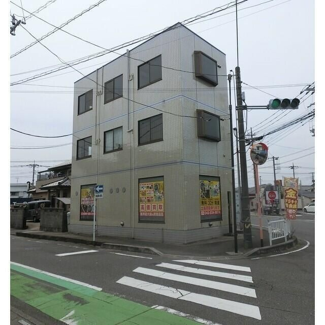 トワイ・ライト・ビルの外観