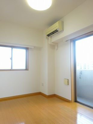 グランフォース東陽町の居間・リビング