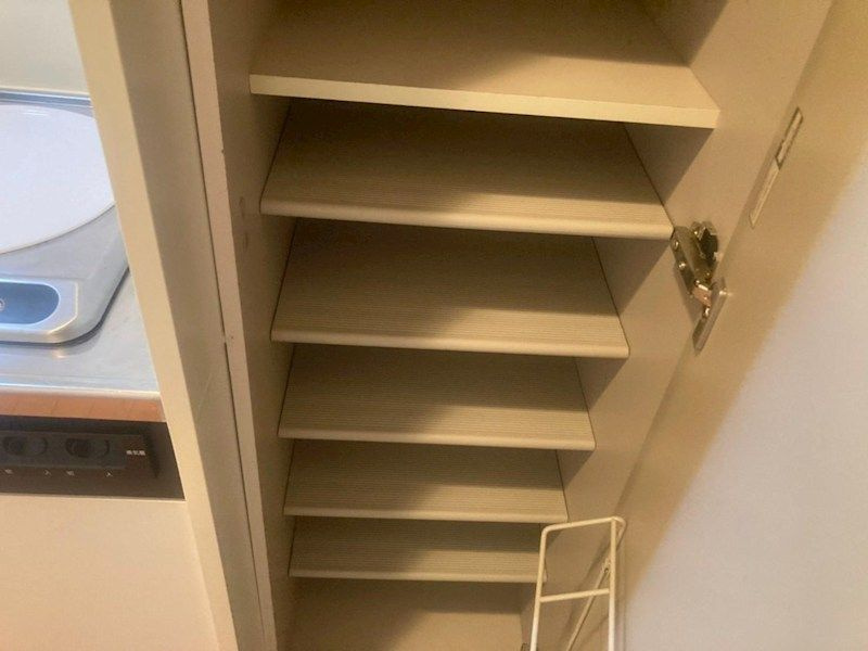 APARTMENT αの玄関