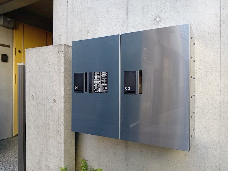 APARTMENT αのエントランス