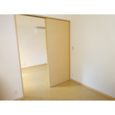 【寝室】 | メゾンランジュ