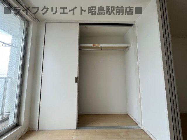ラフェリオ武蔵砂川の収納