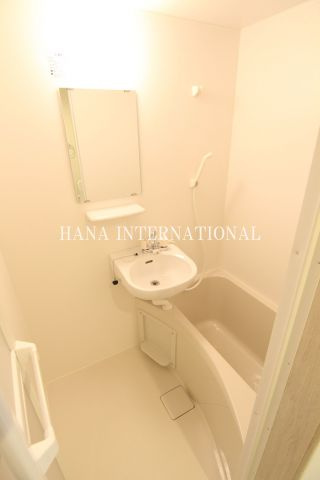 グランシャレー北千住の浴室