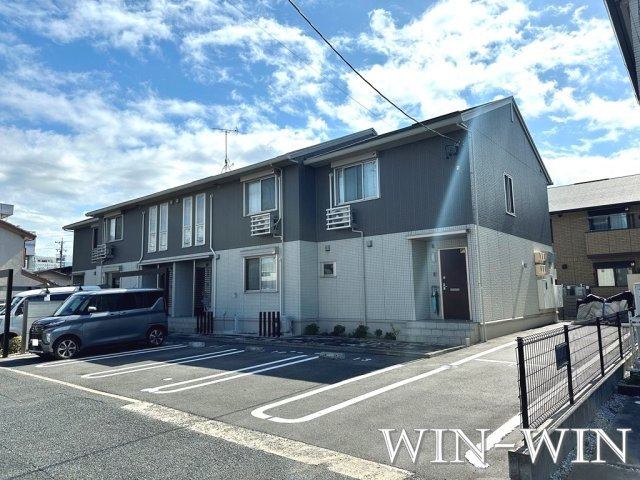 イーグル花田の外観