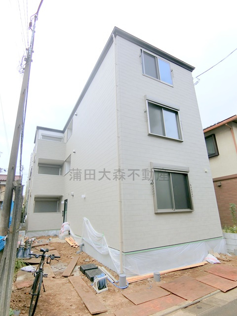 キバナガーデンの外観|2026年10月築　木造地上3階建て総戸数6戸1GBのインターネット無料！
東京都大田区西蒲田4丁目　JR京浜東北線蒲田駅徒歩10分、東急池上線蓮沼駅徒歩12分
