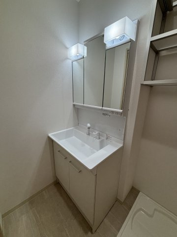 クリエオーレ雁屋西町の洗面所