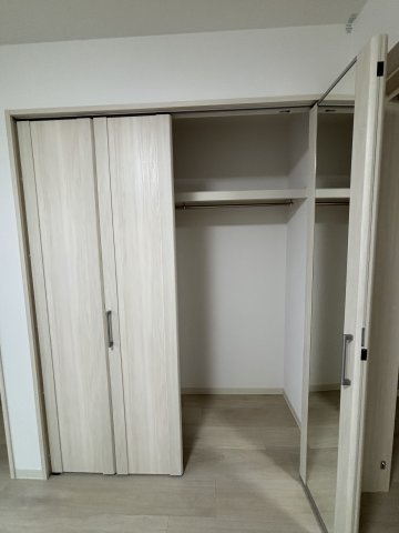 クリエオーレ雁屋西町の収納