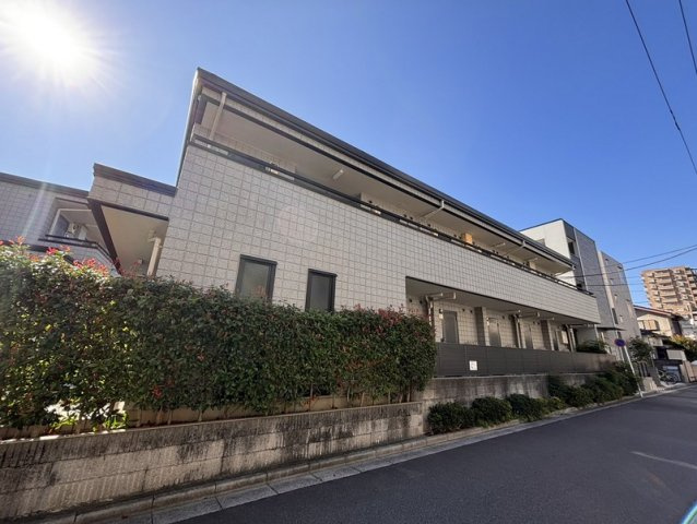 メゾン南浦和Ａステージの外観