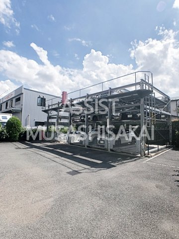 プライムアーバン武蔵小金井Ⅱの駐車場