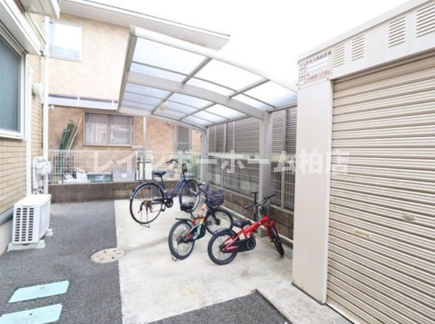 仲介手数料（賃料の1.10ヵ月）の50％OFF対象物件！のその他共用部分|駐輪場です