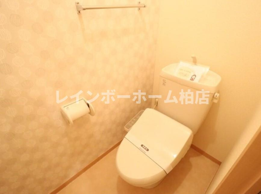 仲介手数料（賃料の1.10ヵ月）の50％OFF対象物件！のトイレ|温水洗浄暖房便座です
