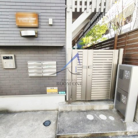 Le premier Houeiのエントランス|エントランスです。
