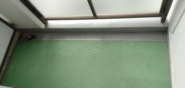 セルサス大道弐番館のバルコニー