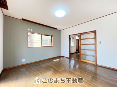 【居間・リビング】 | KEM下都賀郡野木町2期 | お休みの日は一日中家でリラックス出来る安らぎの空間になります♪陽当たり良好な開放感のある大きなリビング♪
