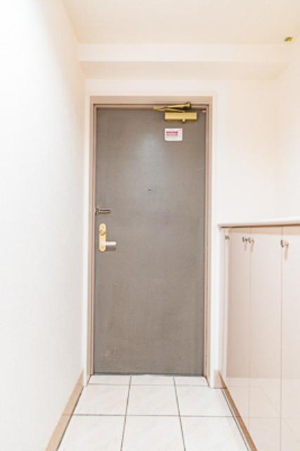 府中中河原パーク・ホームズの玄関|※写真は同タイプ住戸です。