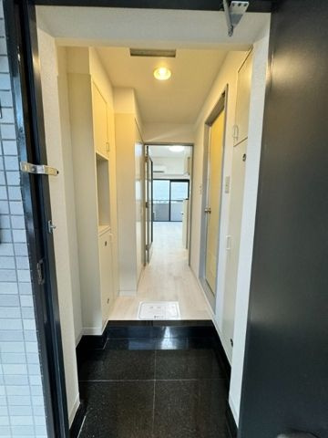 アンダルシア市川(A-025)の玄関