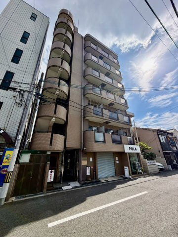 朝日プラザアクルス城東の外観|新しく不動産投資を始められる方、まずはこの物件で試してみてください。
賃貸中ですので購入後の手間が少なく不動産投資初心者の方でも安心です！