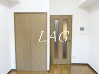 【居間・リビング】 | トーカン湯島キャステール  | 洋室のお部屋です。