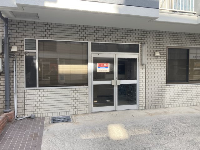 大阪市城東区成育１丁目の店舗事務所