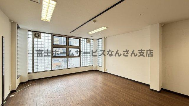 豊栄ビルの内装