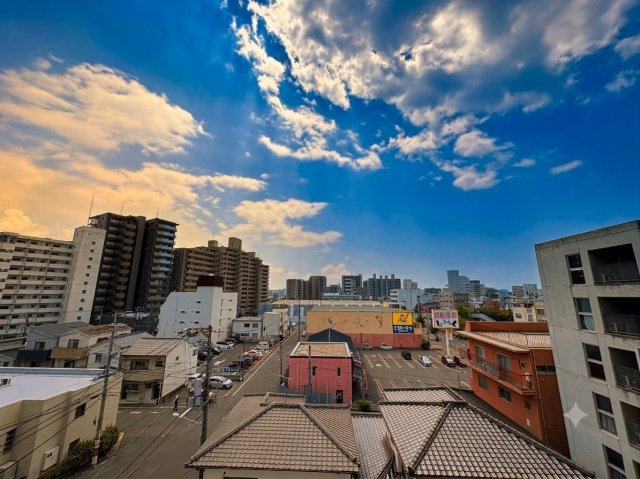 コープ野村南竹屋