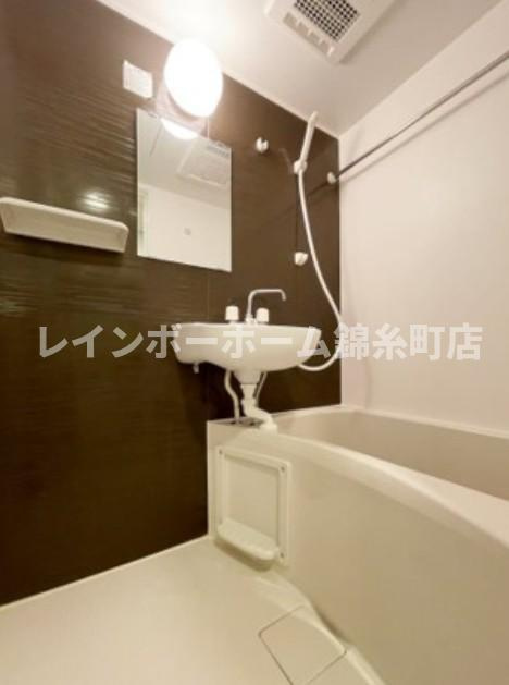 ニューライフ四ツ木の浴室|※別部屋参照写真となります。
