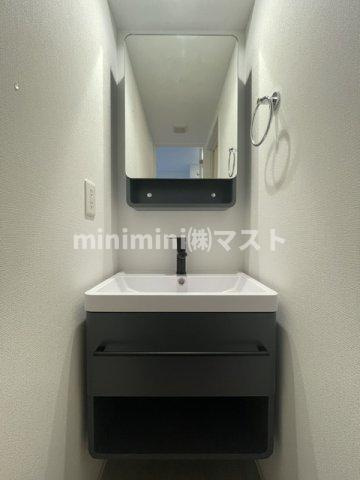 セレニテ谷町六丁目アリエの洗面所