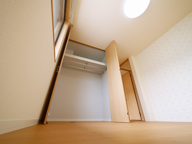 ラテール平城Ｂの収納
