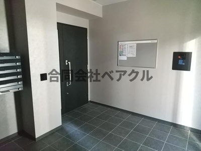 【エントランス】 | CHAINON城南 | 建物の内部です