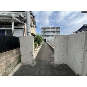 CASA　Cの駐車場
