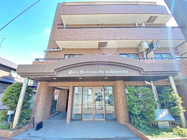 ライオンズマンション板橋のエントランス|ライオンズマンション板橋：「板橋」駅徒歩３分！