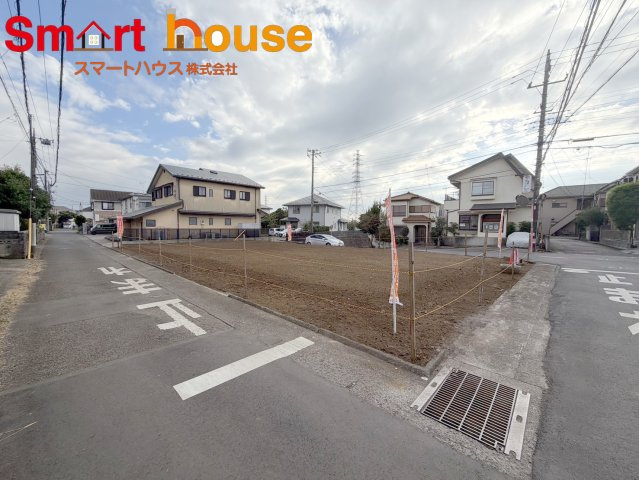 相模原市南区新戸2167番　新築全3棟の前面道路含む現地写真