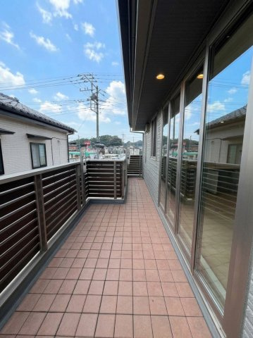 狭山市笹井1丁目中古戸建のバルコニー
