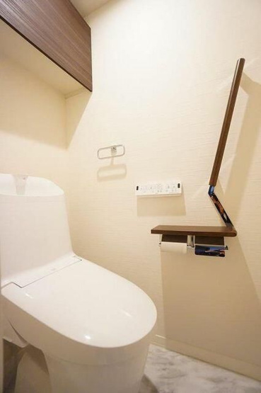 【トイレ】 | アグレイブ | トイレです