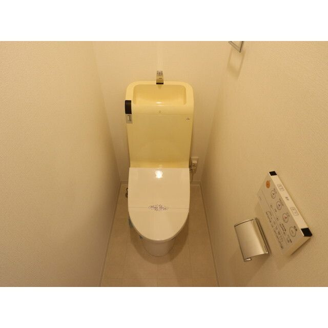 ガーデン千歳船橋のトイレ