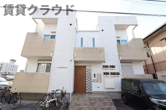 フォンティーナ本千葉の外観|おしゃれな外観がお出迎え♪