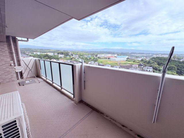 中古マンション  シャリエ三島松が丘のバルコニー
