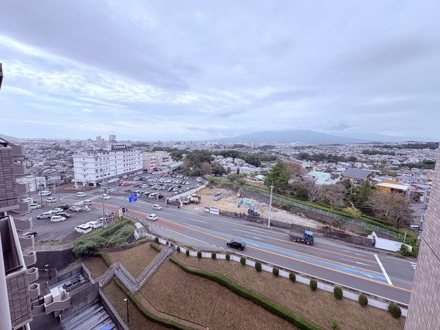 中古マンション  シャリエ三島松が丘の展望