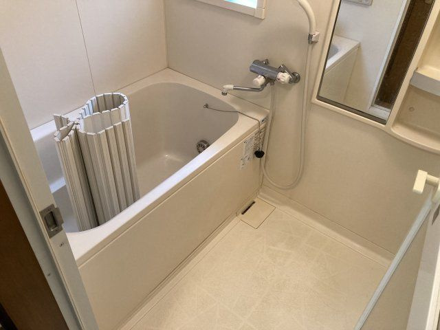 K.SグランディールWATANABEの浴室