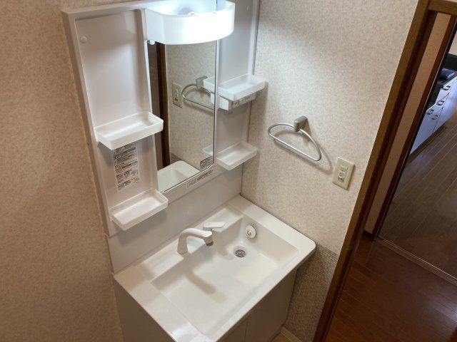 K.SグランディールWATANABEの洗面所