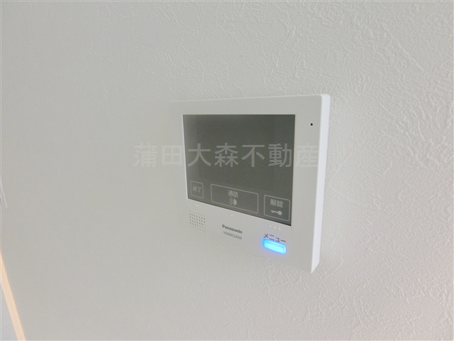 イスフールの設備|TVモニター付きオートロック　インターホン