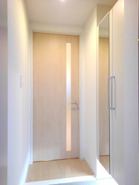 セゾン アキの玄関