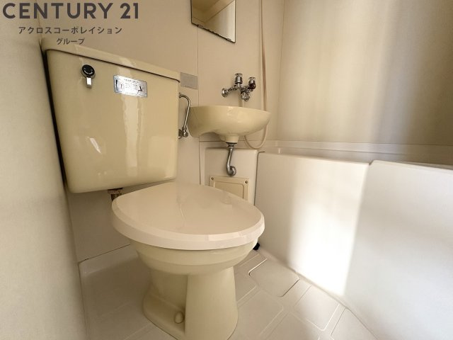 お風呂とトイレ同室です！