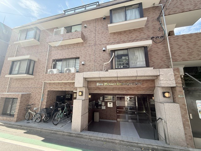 【外観】 | ライオンズマンション西日暮里第三 | 手が行き届いた共用部が自慢の、清潔感のあるマンションです。～即日のご見学可能～　お問合せはお気軽に。
