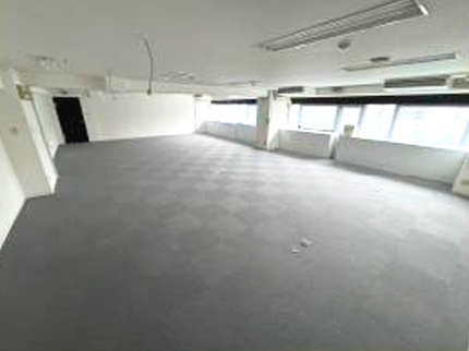 ＥＰＯ ＳＨＩＮＯＳＡＫＡ ＢＵＩＬＤＩＮＧの内装