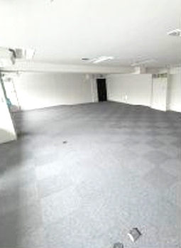 ＥＰＯ ＳＨＩＮＯＳＡＫＡ ＢＵＩＬＤＩＮＧの内装