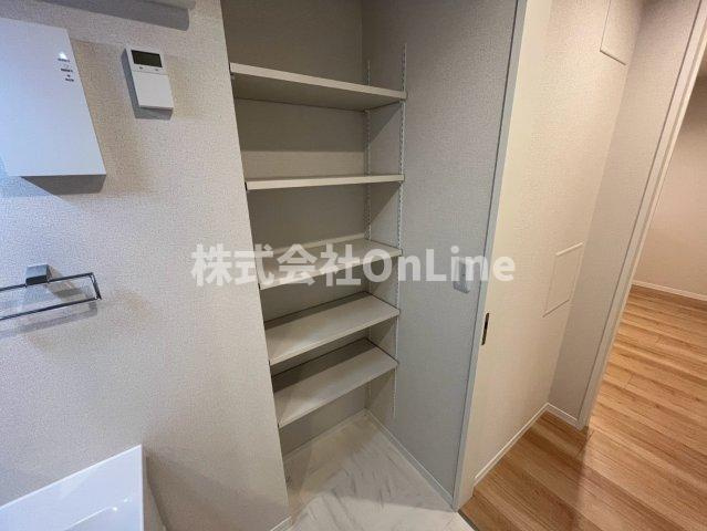 八尾市渋川町４丁目のアパートの収納